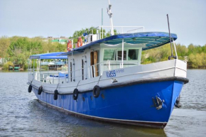 Botel Pelican